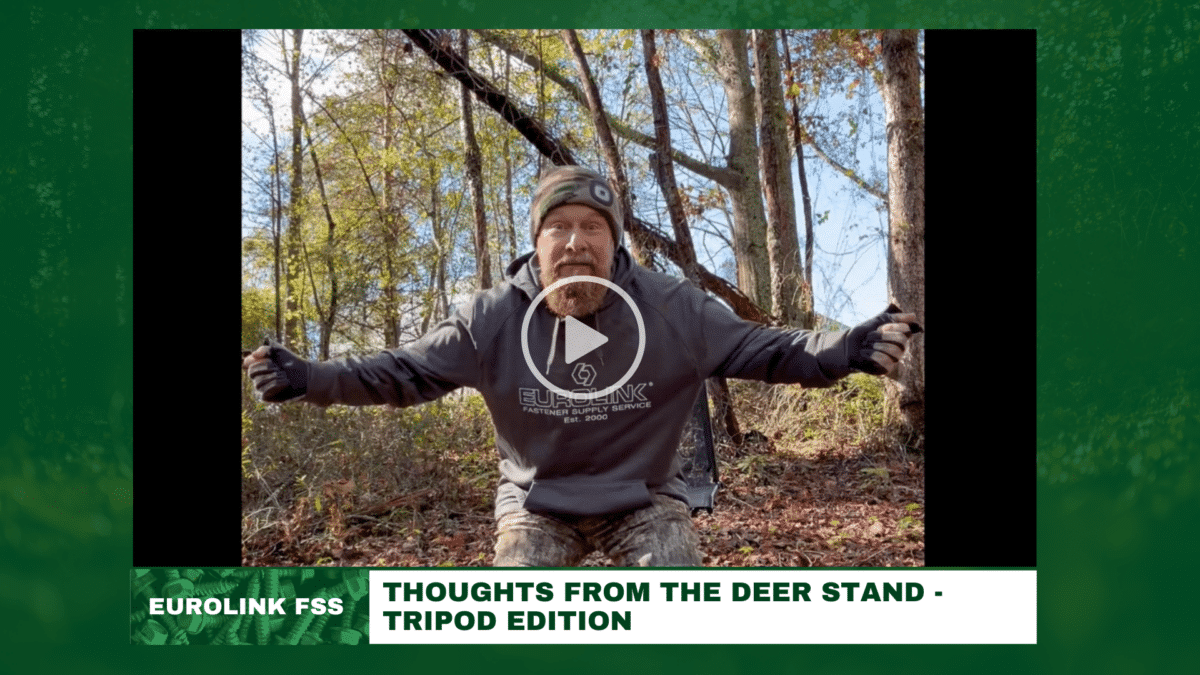 [Eurolink] VLOG November 2024 - Thanksgiving - Thumbnail with play button (3)